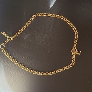 Origami Owl Gold Necklace